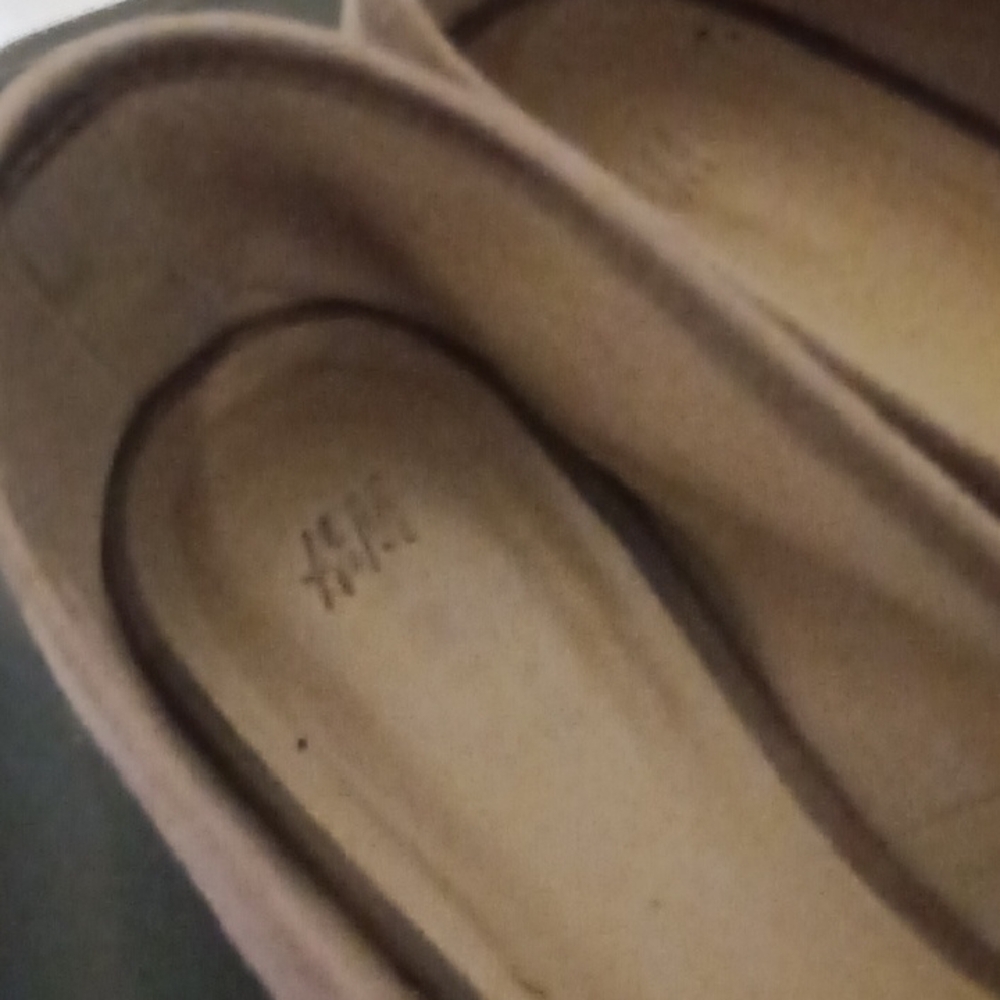Mary Jane H&M Beige Slip-On Shoes